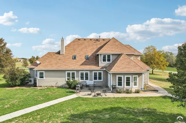 $939,000 | 1053 East 1479th Road, Lawrence, KS 66046