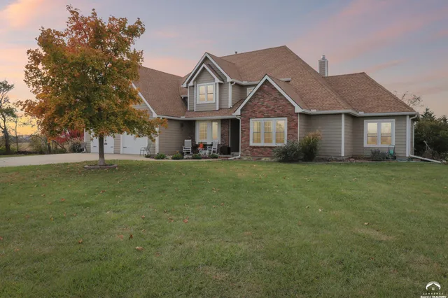 $939,000 | 1053 East 1479th Road, Lawrence, KS 66046