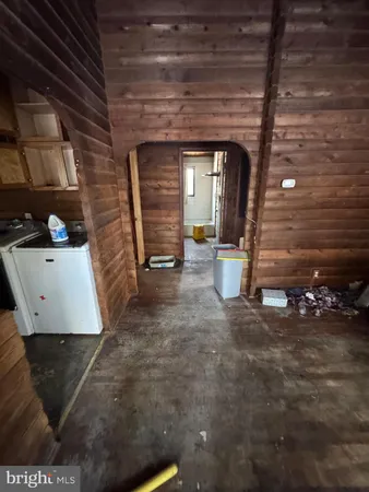 a view of a storage & utility room