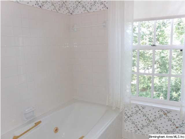 2716 Southwood Road Birmingham, AL 35223 - Photo 8 of 30