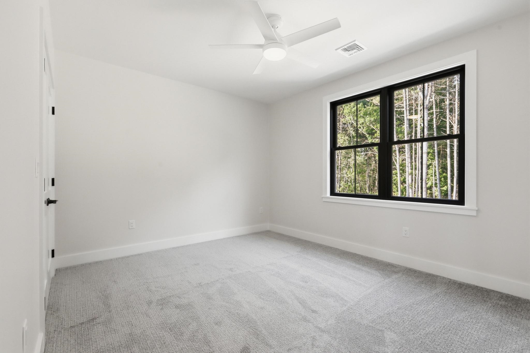17 Newbury Road Pelham, NH 03076 - Photo 32 of 56 Gallery Image 32