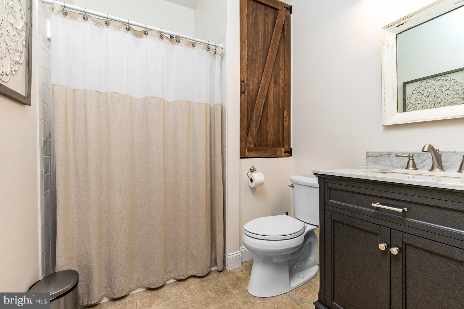 43699 Spinks Ferry Road Leesburg, VA 20176 - Photo 20 of 37 Gallery Image 20
