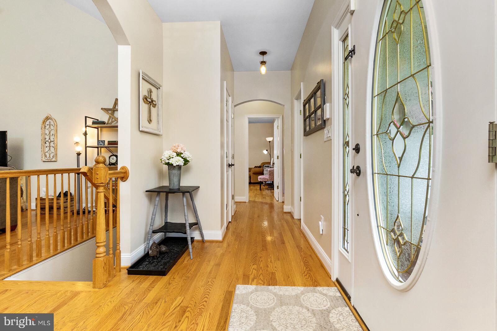 43699 Spinks Ferry Road Leesburg, VA 20176 - Photo 9 of 37 Gallery Image 9