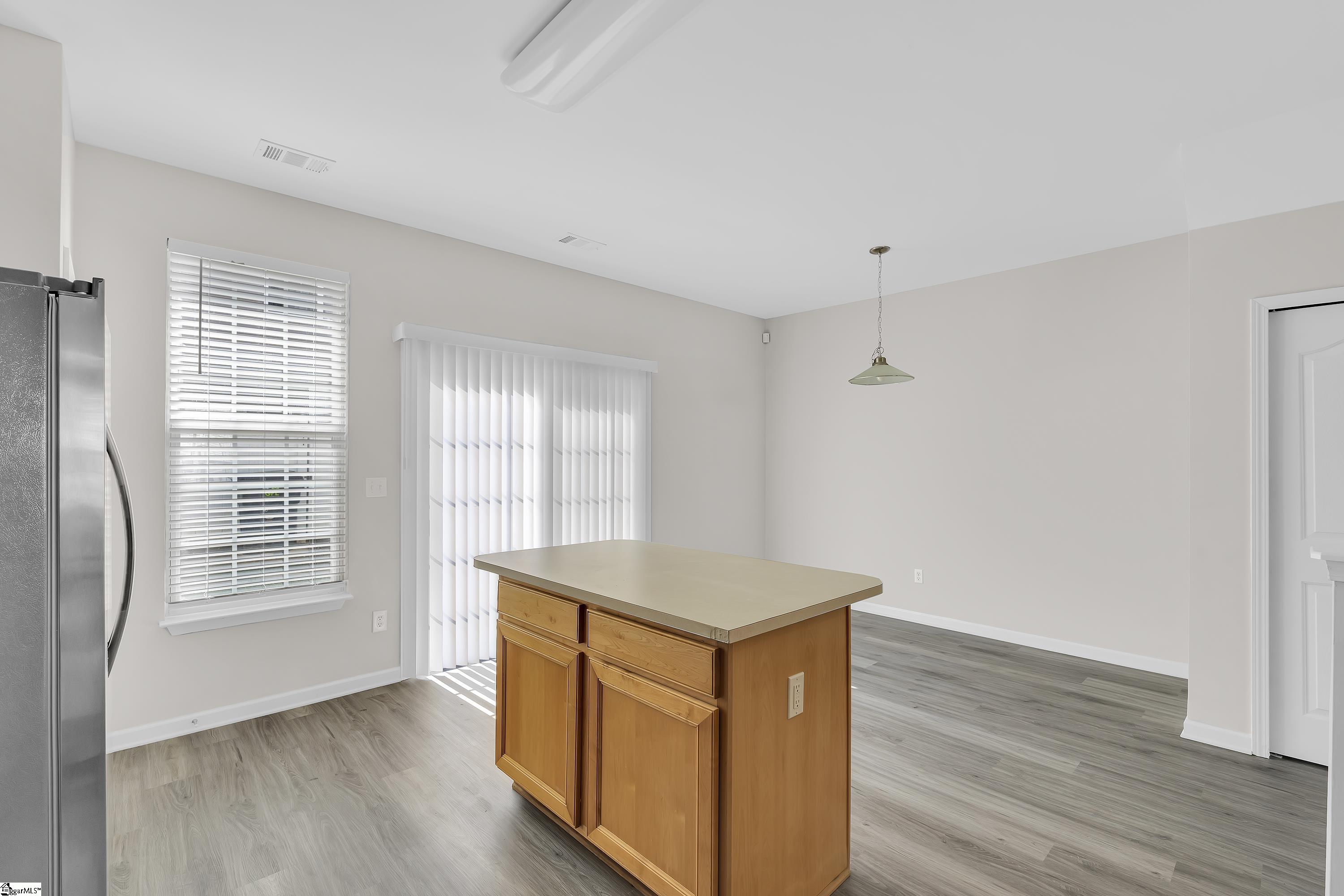 310 Cumulus Court Greer, SC 29650 - Photo 8 of 20