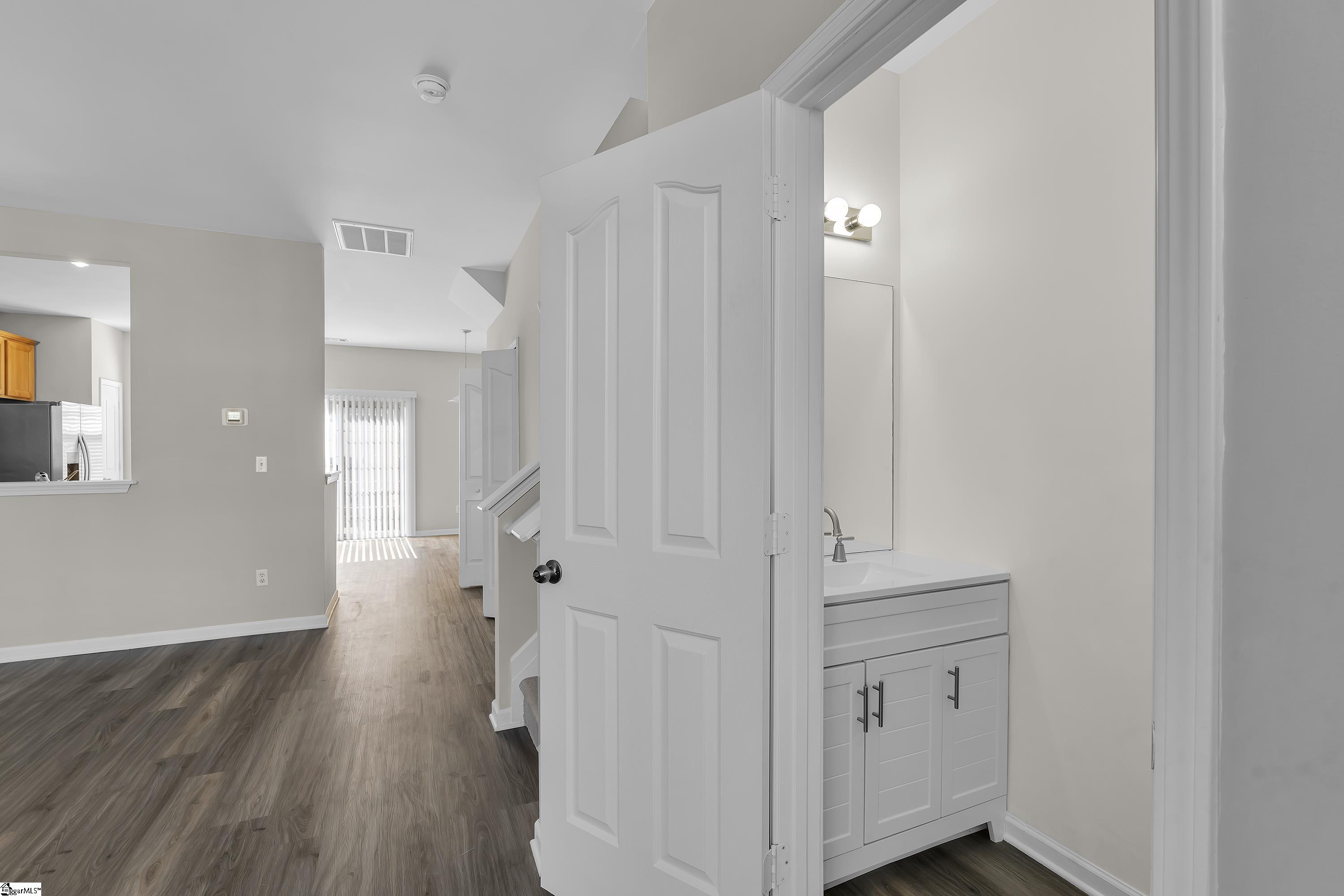 310 Cumulus Court Greer, SC 29650 - Photo 9 of 20