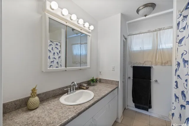 $1,149,000 | 1457 Kokea Street, Honolulu, HI 96817