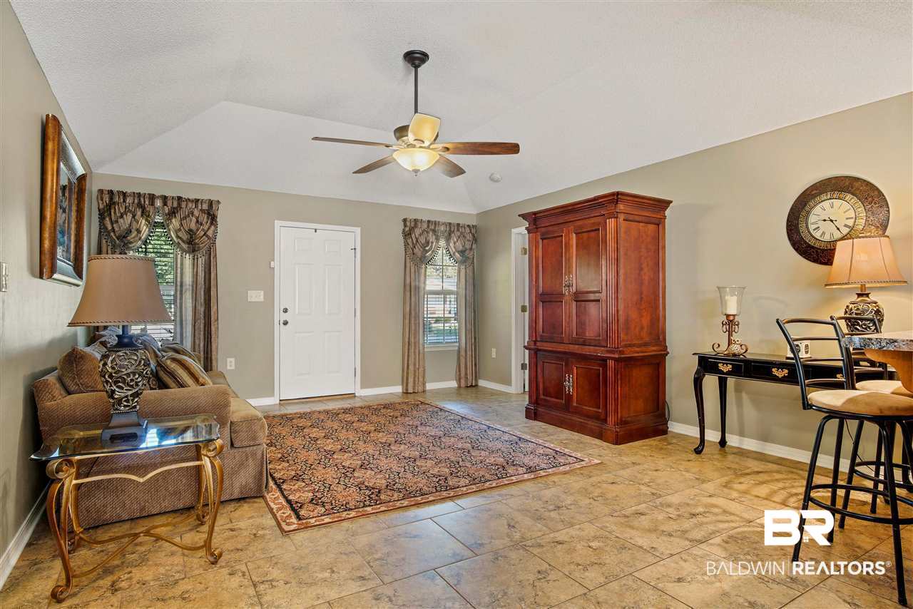 257 Carnation Street Mobile, AL 36609 - Photo 9 of 33
