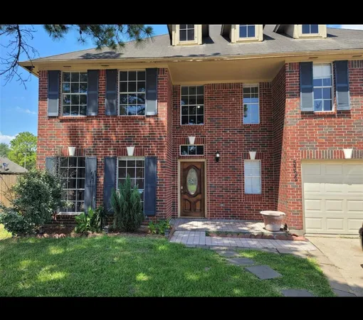 $2,800 | 5322 Golden Stream Drive, Houston, TX 77066