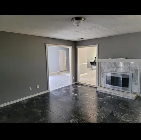 $2,800 | 5322 Golden Stream Drive, Houston, TX 77066