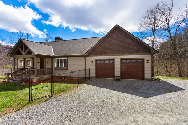 $859,900 | 57 Eagle Nest Trail, Murphy, NC 28906