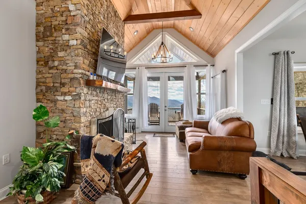 $859,900 | 57 Eagle Nest Trail, Murphy, NC 28906