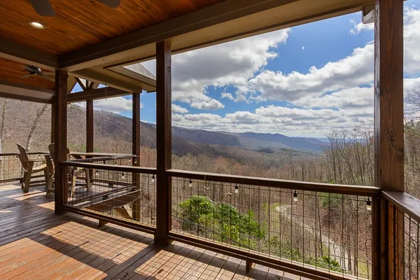 $859,900 | 57 Eagle Nest Trail, Murphy, NC 28906