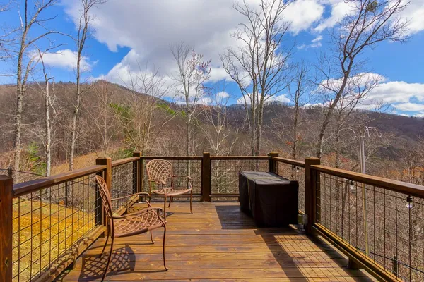 $859,900 | 57 Eagle Nest Trail, Murphy, NC 28906