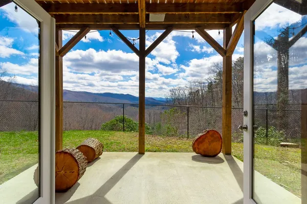 $859,900 | 57 Eagle Nest Trail, Murphy, NC 28906