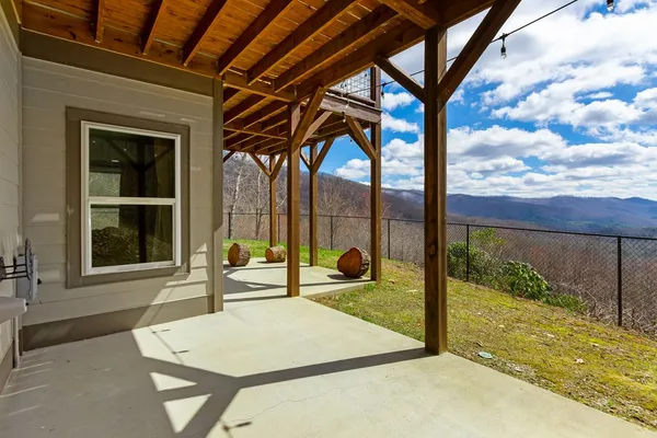 $859,900 | 57 Eagle Nest Trail, Murphy, NC 28906