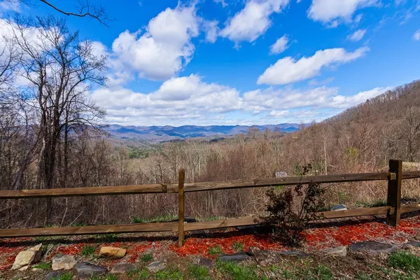 $859,900 | 57 Eagle Nest Trail, Murphy, NC 28906