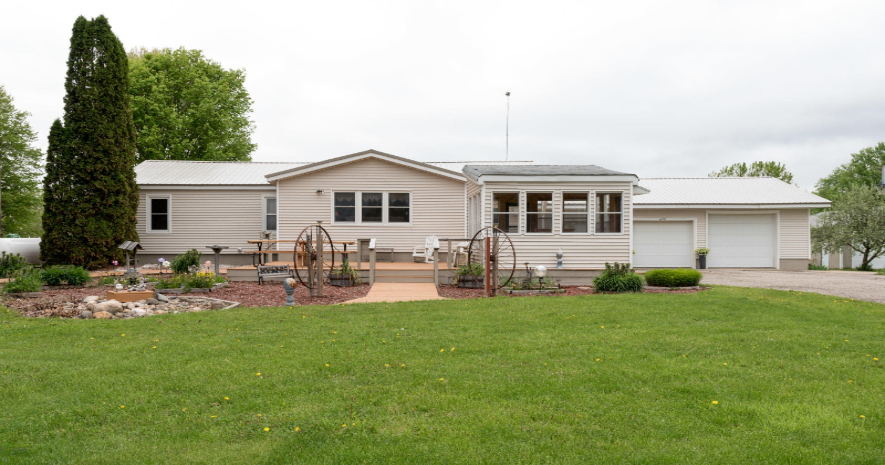 18732 North County Line Road Morley, MI 49336 - Photo 1 of 38 _DSC2802