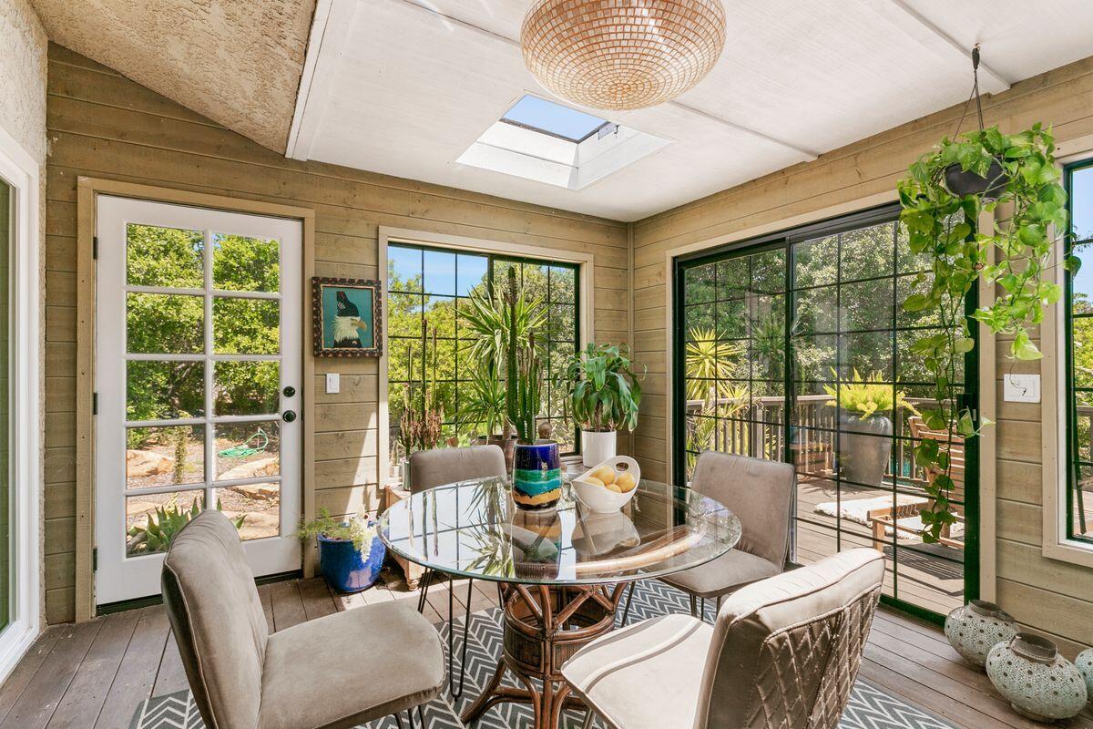 300 Running Ridge Trail Ojai, CA 93023 - Photo 16 of 50 photo_online_015