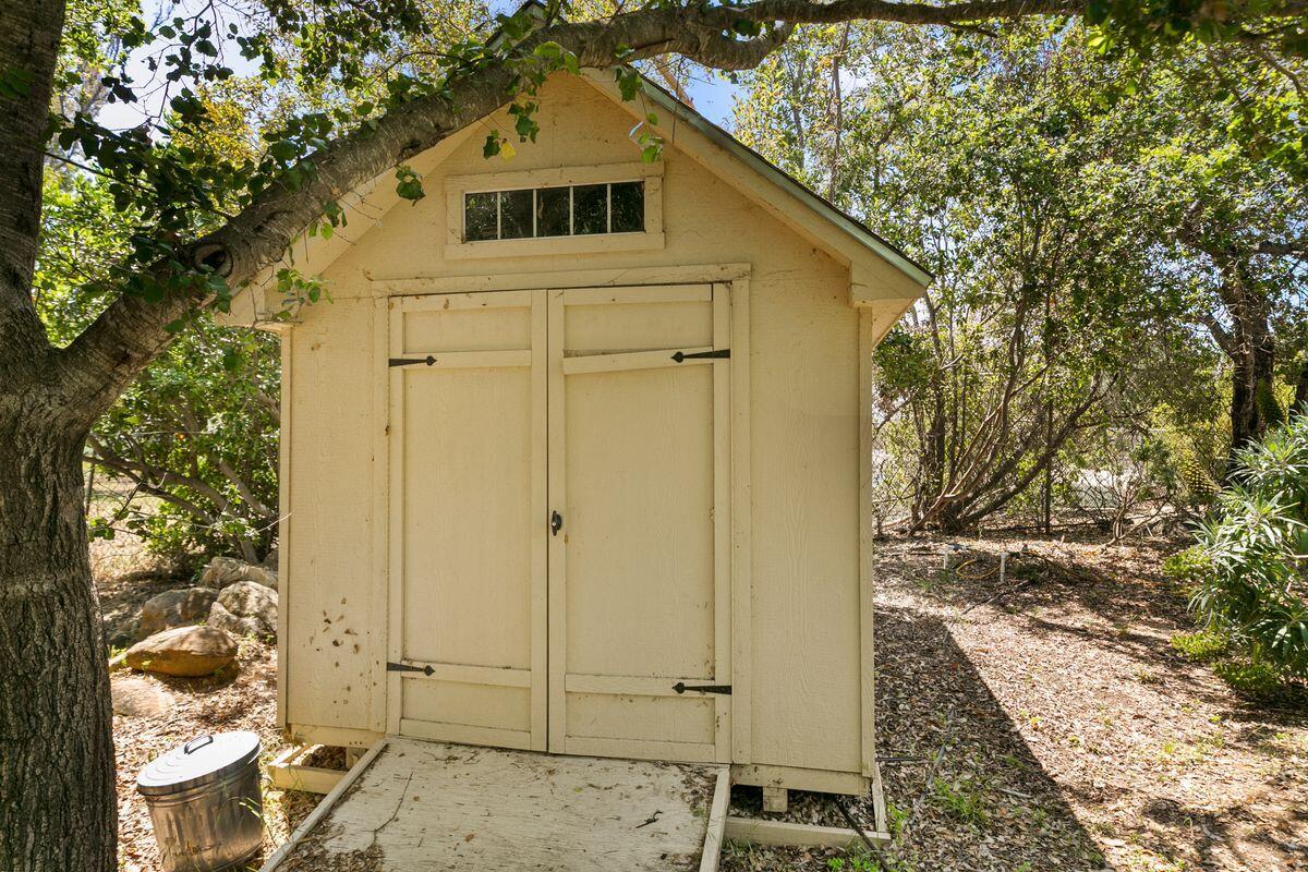 300 Running Ridge Trail Ojai, CA 93023 - Photo 49 of 50 photo_online_049