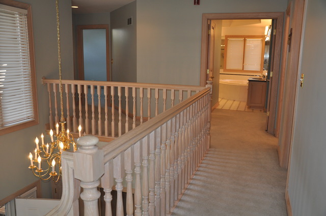 1905 Plainfield Road, Unit C Downers Grove, IL 60516 - Photo 11 of 20 a view of a hallway with wooden floor and entryway