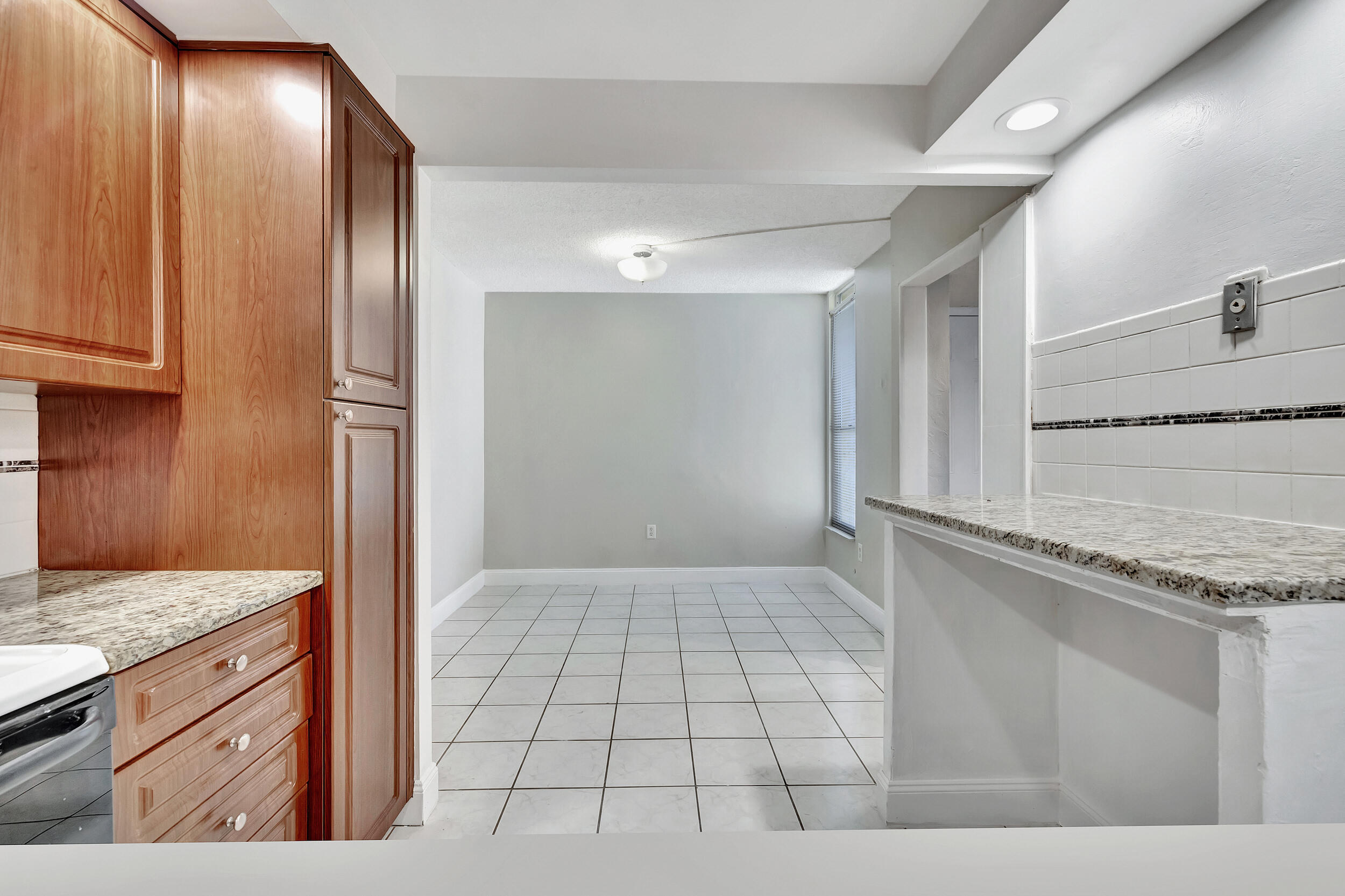 8401 West Sample Road, Unit 14 Coral Springs, FL 33065 - Photo 12 of 35 21_3w7a1532
