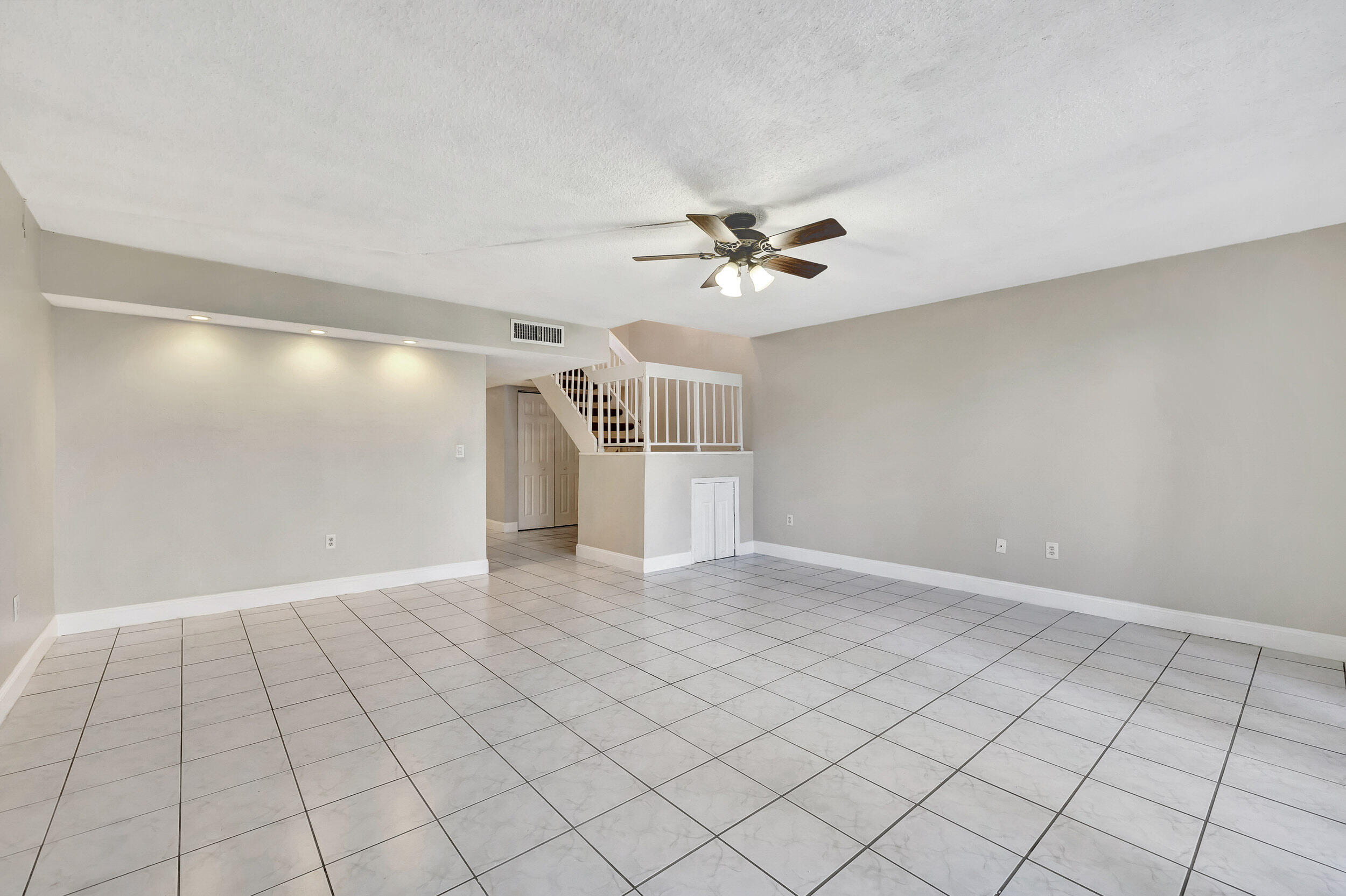 8401 West Sample Road, Unit 14 Coral Springs, FL 33065 - Photo 17 of 35 25_3w7a1552