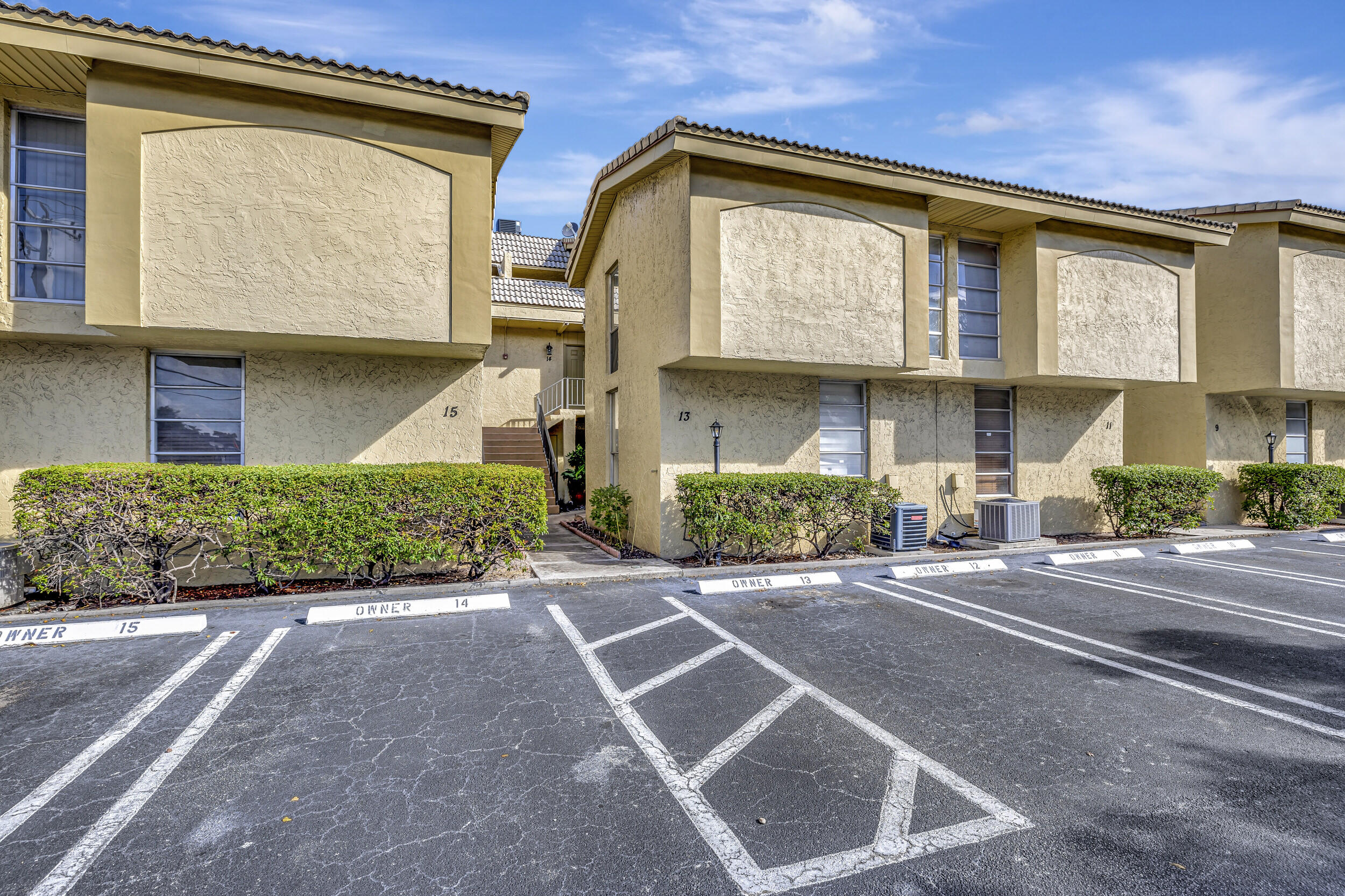 8401 West Sample Road, Unit 14 Coral Springs, FL 33065 - Photo 3 of 35 13_3w7a1642