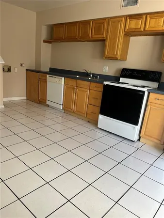 $1,750 | 7323 Jackson Springs Road, Tampa, FL 33634