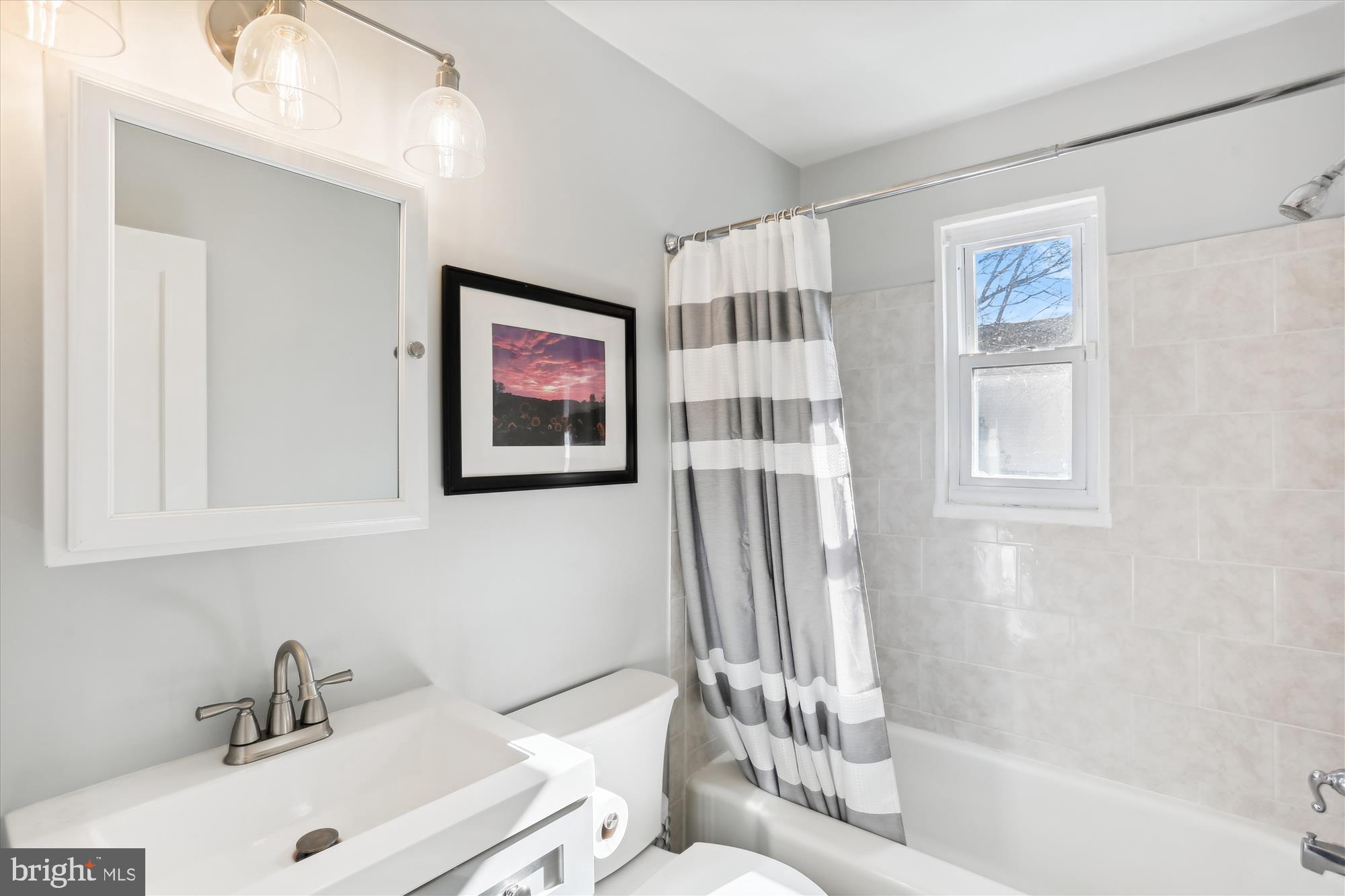 2304 Eccleston Street Silver Spring, MD 20902 - Photo 14 of 41