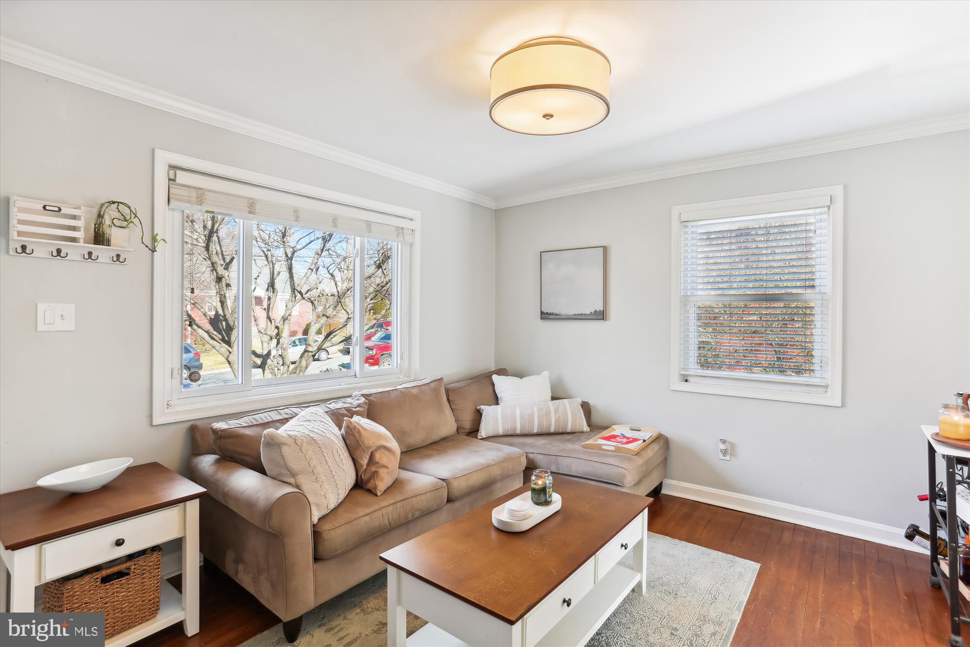 2304 Eccleston Street Silver Spring, MD 20902 - Photo 4 of 41