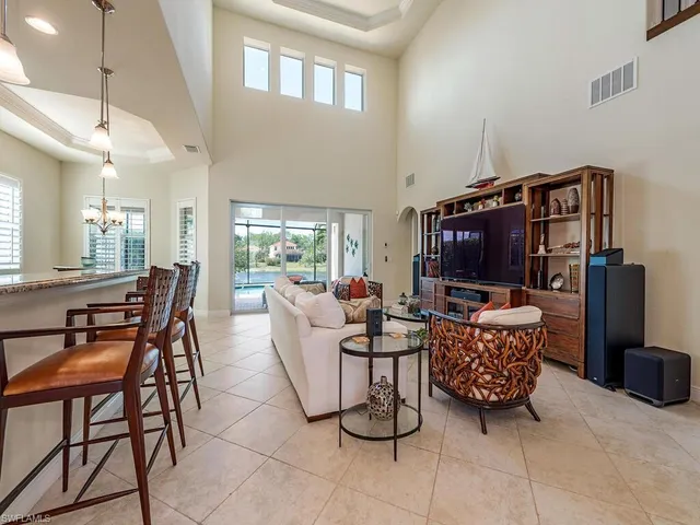 $1,089,000 | 7810 Martino Circle, Naples, FL 34112