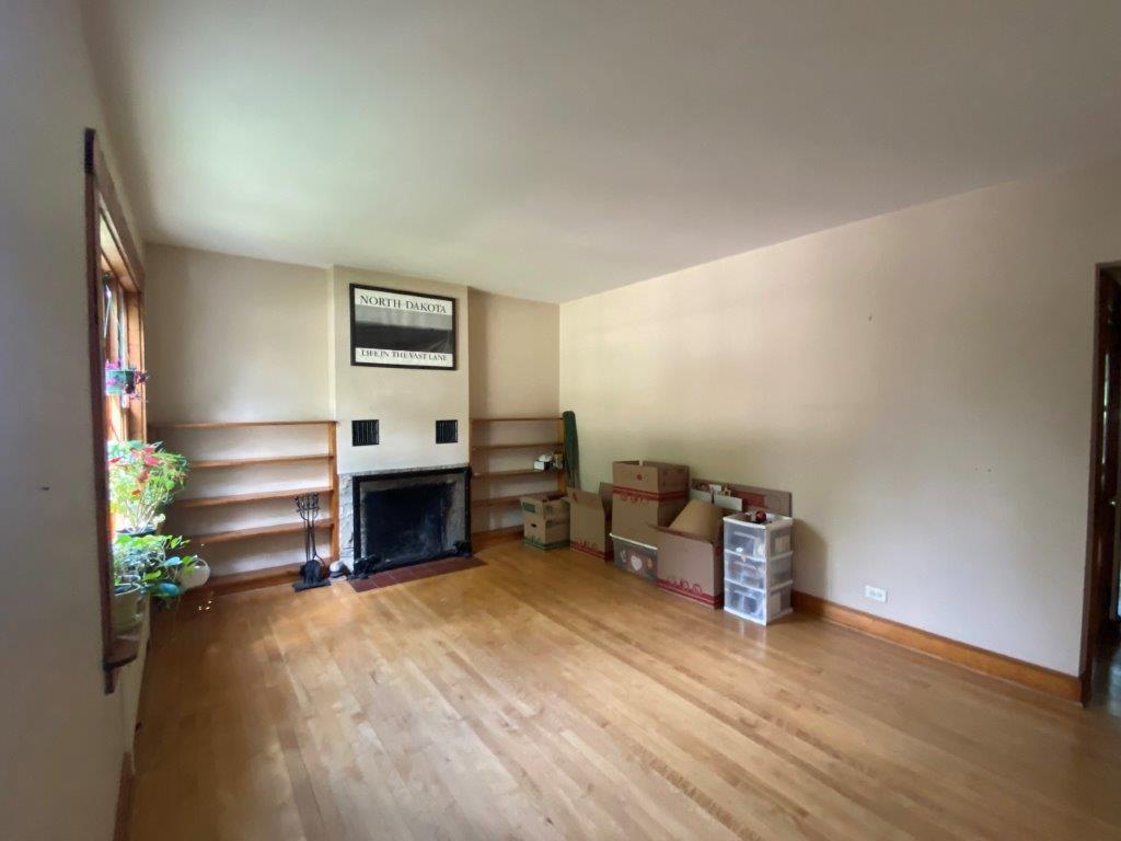 313 North First Street Eagle River, WI 54521 - Photo 5 of 22 Gallery Image 5