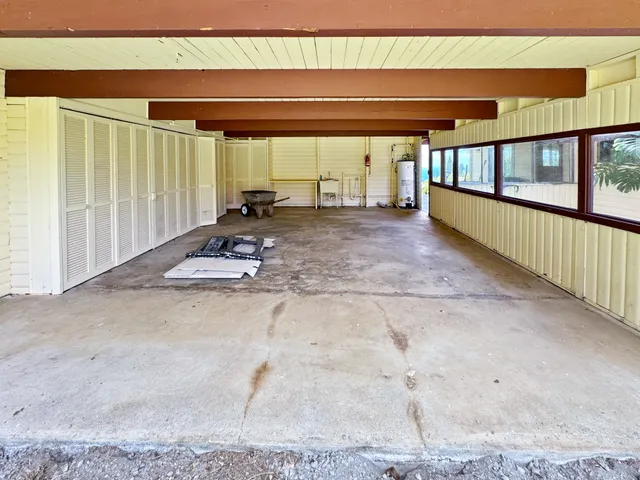 a view of a storage & utility room