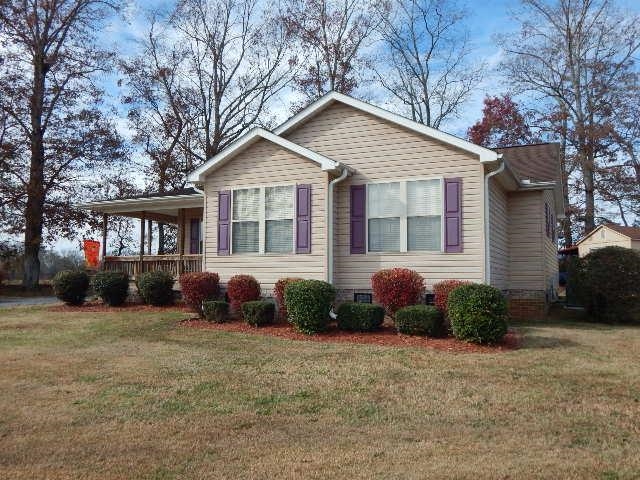 1850 Motlow Creek Road Campobello, SC 29322 - Photo 3 of 32