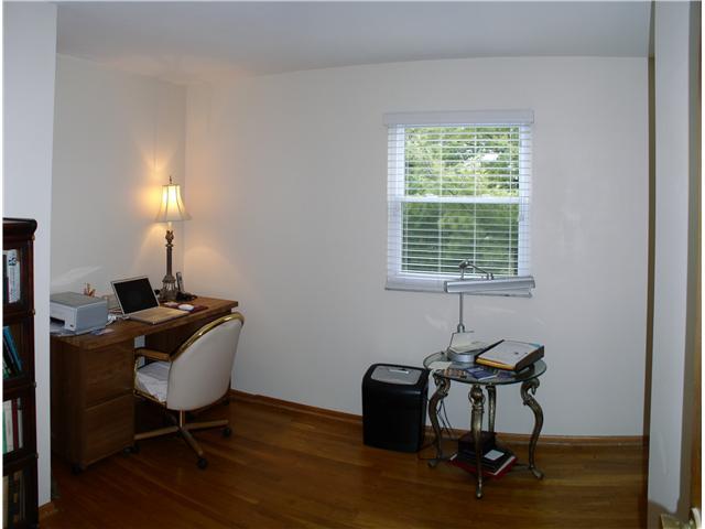 4737 Karl Road Columbus, OH 43229 - Photo 19 of 22 Gallery Image 19
