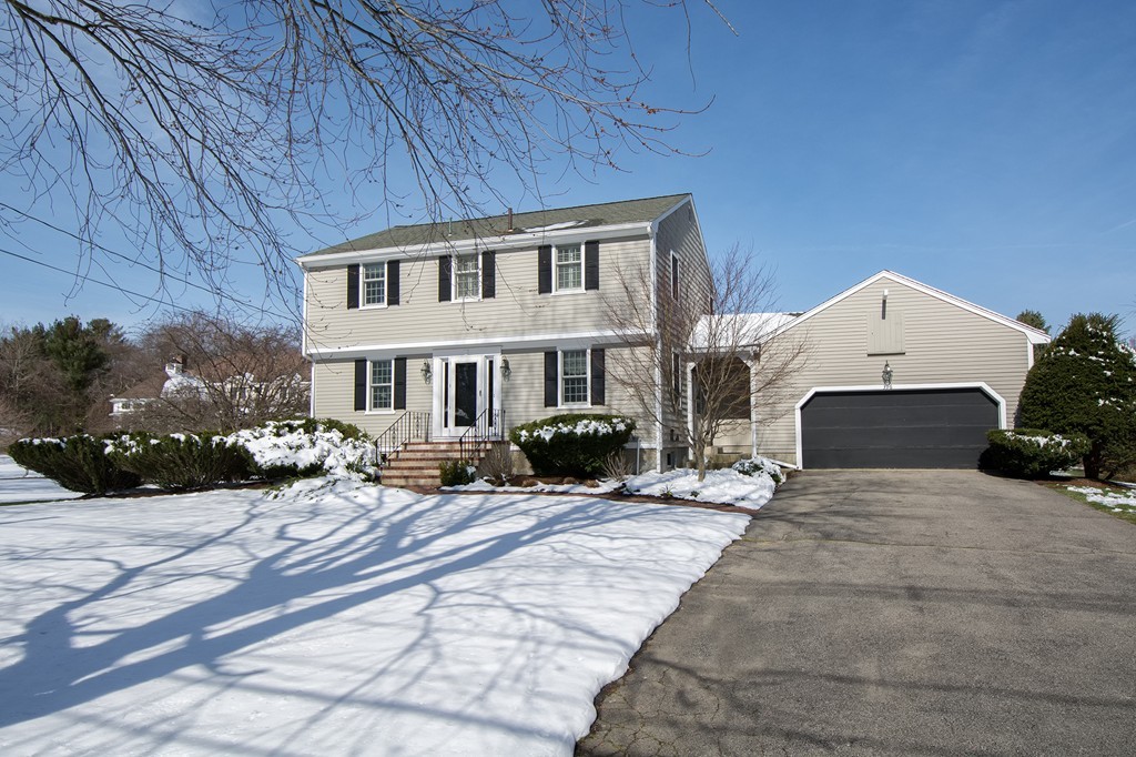 396 Tilden Road Scituate, MA 02066 - Photo 1 of 22 Gallery Image 1
