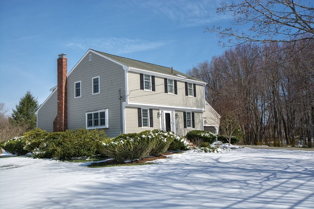 396 Tilden Road Scituate, MA 02066 - Photo 2 of 22 Gallery Image 2