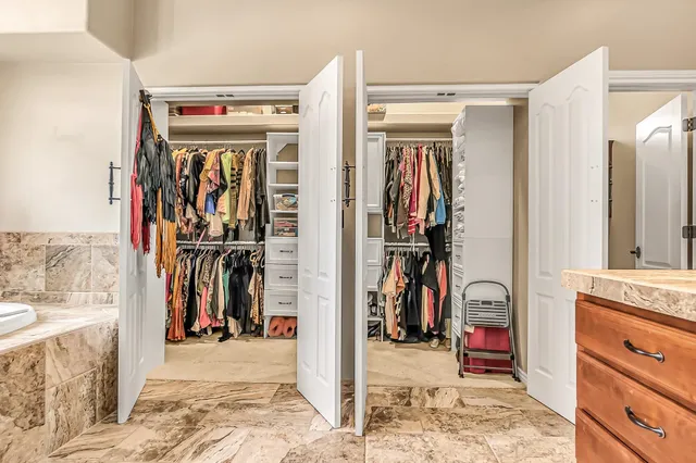 a view of a walk in closet