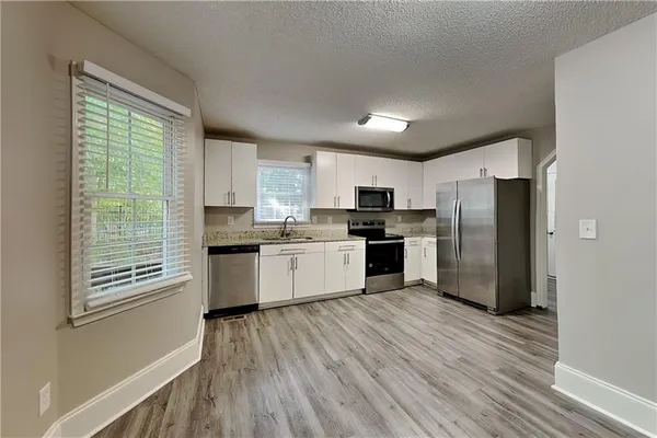 $1,945 | 755 Abbington Lane, Douglasville, GA 30134