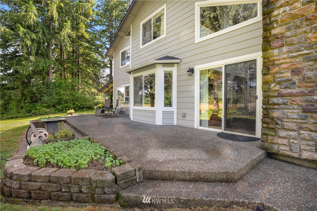 7010 Fairview Road Southwest Olympia, WA 98512 - Photo 33 of 34 Gallery Image 33