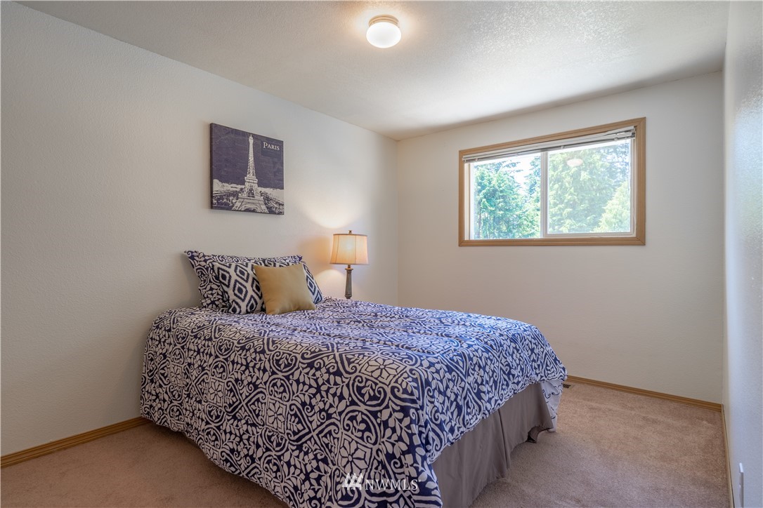 21607 6th Avenue West Bothell, WA 98021 - Photo 10 of 14