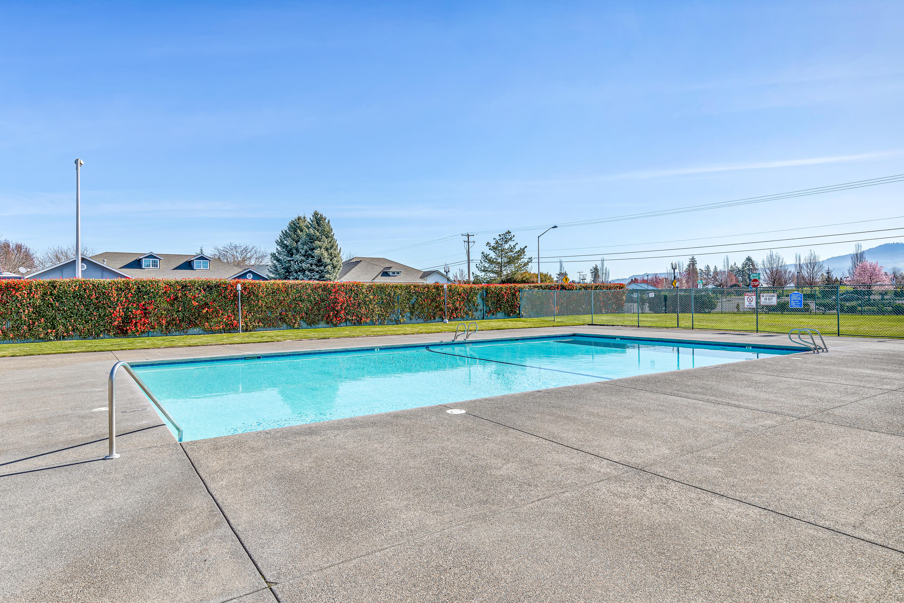 2245 Evan Way Central Point, OR 97502 - Photo 39 of 41 9R9A5073