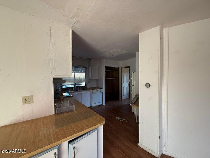 1008 West Saddle Lane Payson, AZ 85541 - Photo 17 of 45 Kitchen pic 2