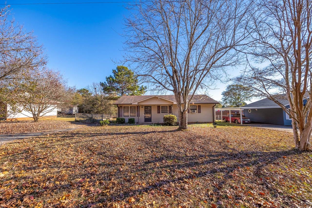 240 Wingo Road Wellford, SC 29385 - Photo 3 of 28 Gallery Image 3