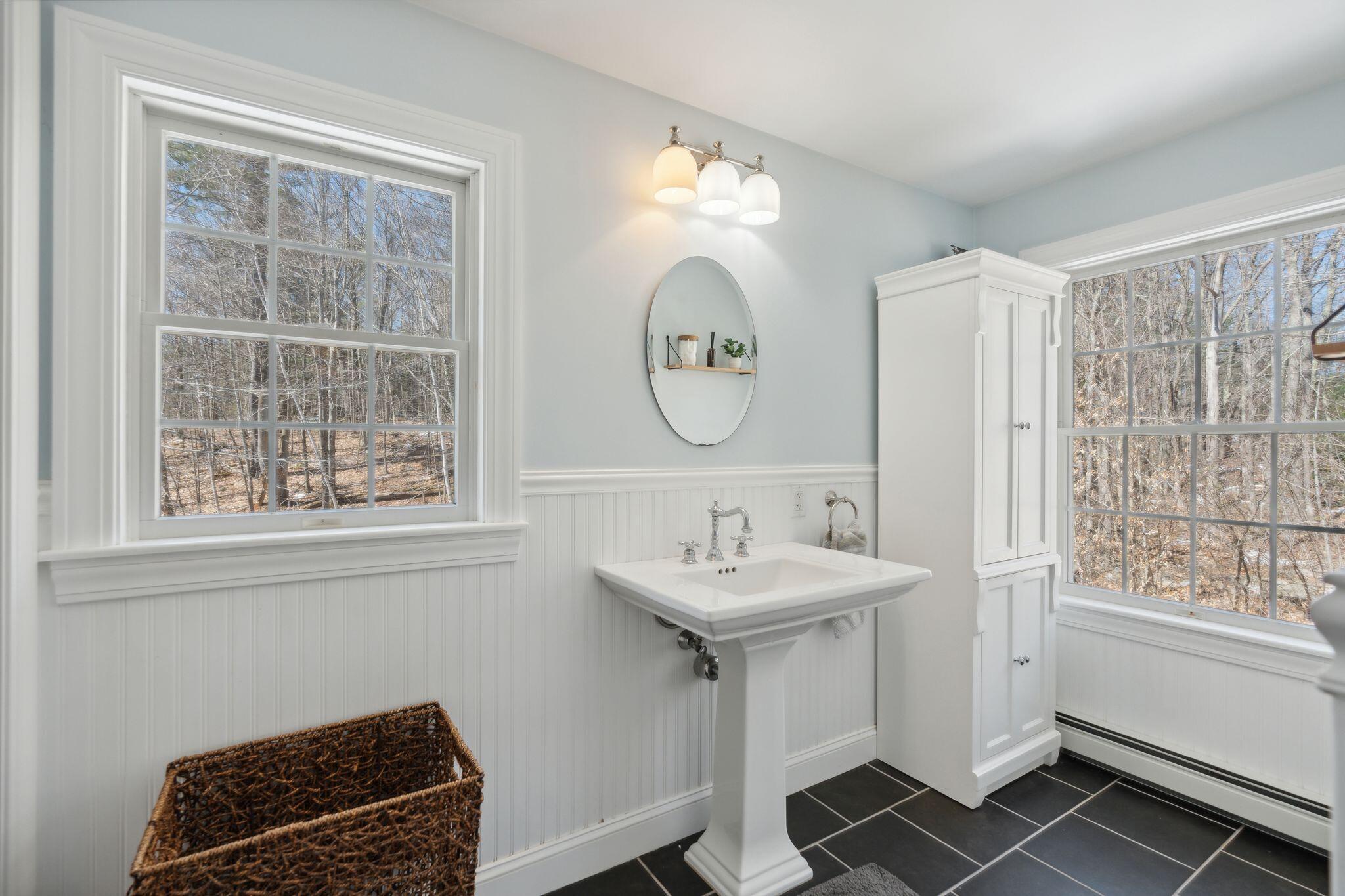 5 Gayles Way Cumberland Center, ME 04021 - Photo 28 of 61 Primebath