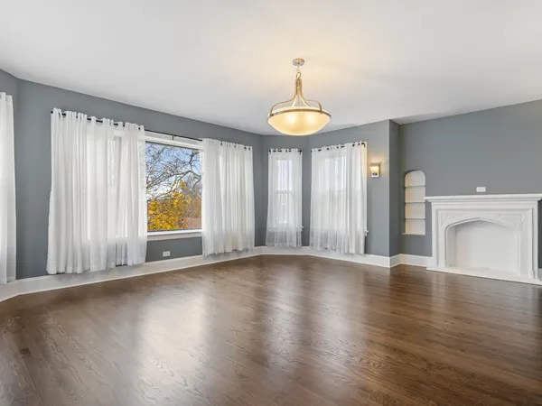$1,900 | 7649 South Yates Boulevard, Unit 3, Chicago, IL 60649