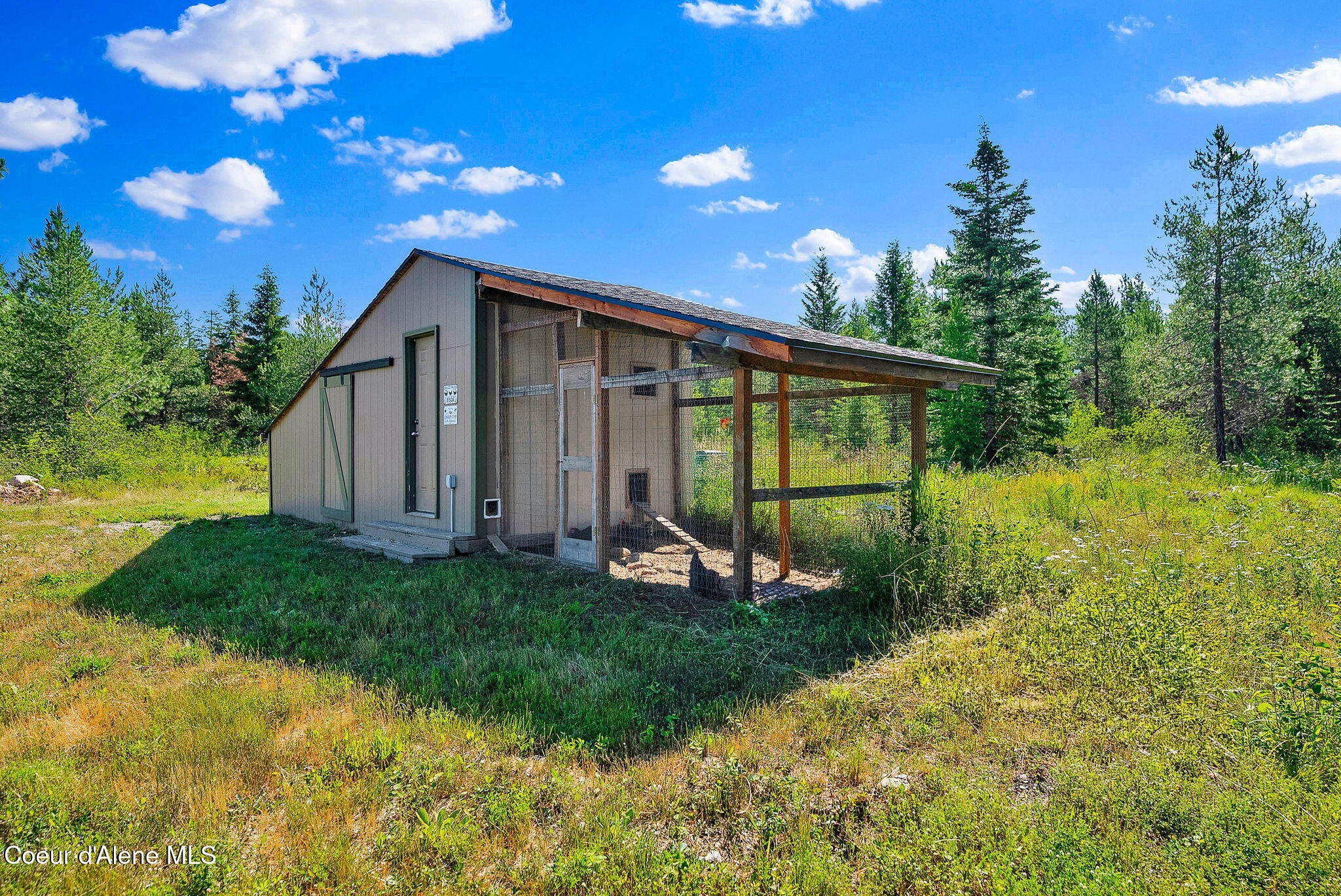241 Promised Ridge Priest River, ID 83856 - Photo 41 of 58 Chicken Coop/Shed
