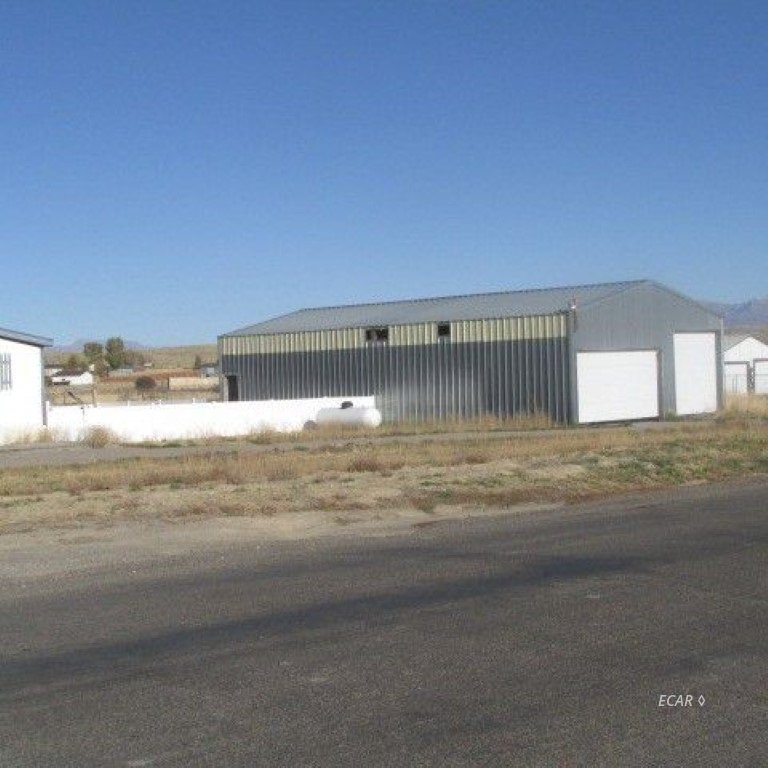 911 Spring Valley Parkway Spring Creek, NV 89815 - Photo 4 of 19 Gallery Image 4