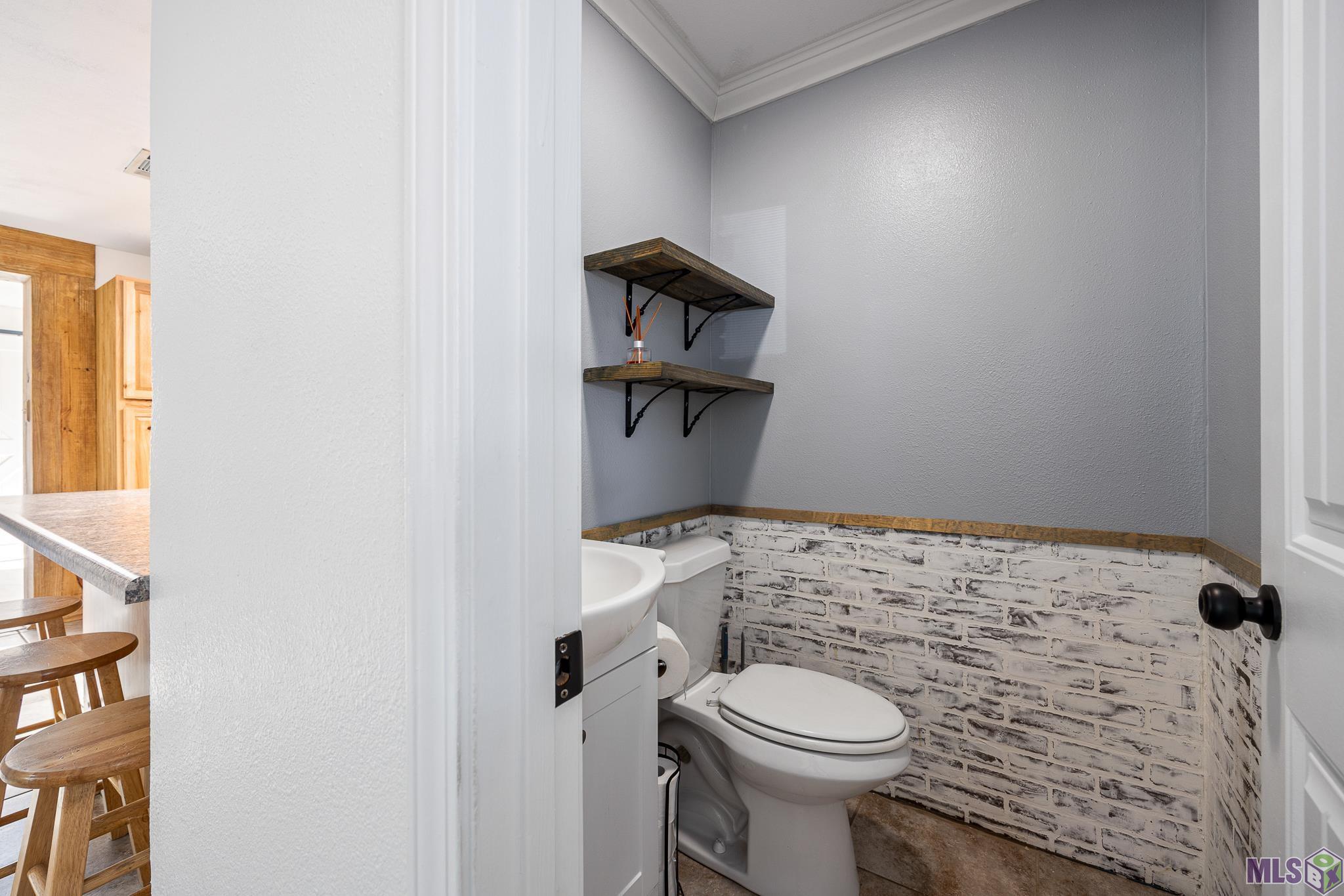 11102 Savoy Road St. Amant, LA 70774 - Photo 7 of 41 Half Bath