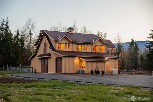 $950,000 | 36121 160th Street Southeast, Sultan, WA 98294
